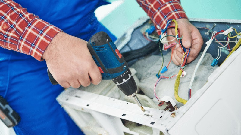 Selendi Maktek Maktek çamaşır makinesi kart tamiri – Su almama arızası orijinal parça ile giderildi. - Teknik servis örneği